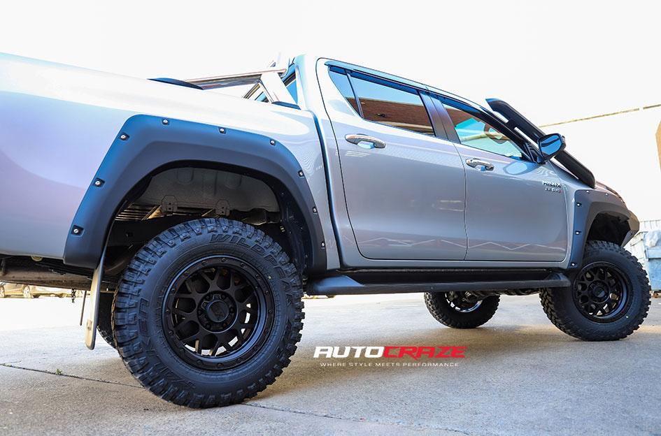 TOYOTA HILUX N80 4WD GRENADE OR MATTE BLACK